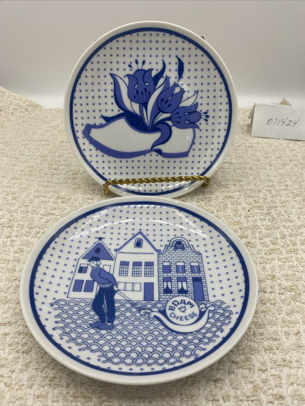 Lot Of 2-Vtg Blue/White Decorative 6.5” Plates By Shufford-“Dutch Treat” Design